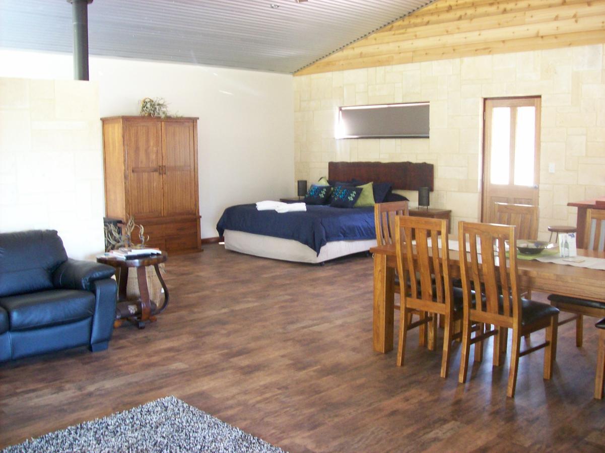 Silversprings Spa Retreat Pet Friendly Cottages And Glampings Metricup Kültér fotó